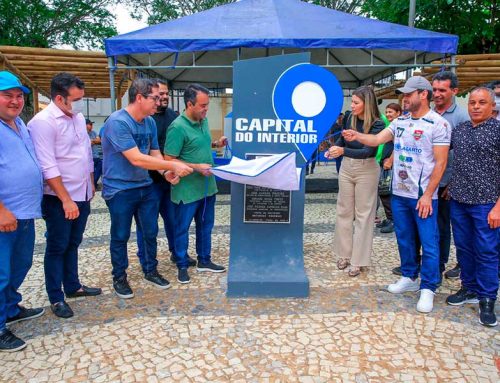 Prefeitura de Lagarto entrega as Praças Monsenhor Daltro e do Cemitério totalmente revitalizadas