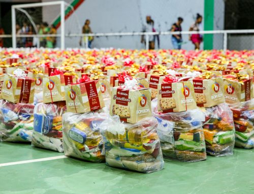 Natal na Comunidade: Prefeitura de Lagarto entrega cesta do natal a 1500 famílias no Ginásio Ribeirão