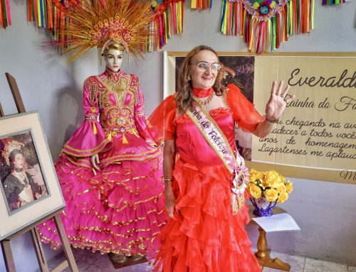 Secretaria Municipal de Cultura promove exposição em homenagem a Everalda, conhecida como Rainha do Folclore